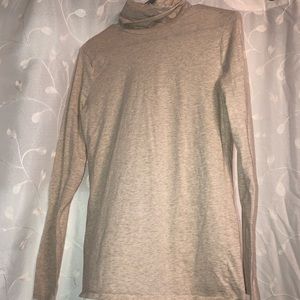 Cream Turtle Neck (Size L)